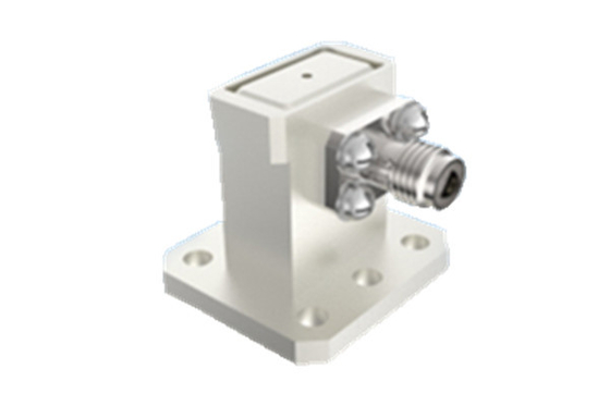15GHz-22GHz K2.92mm Prawy kąt do WR51 Adapter koaksjalny dla przestrzeni powietrznej