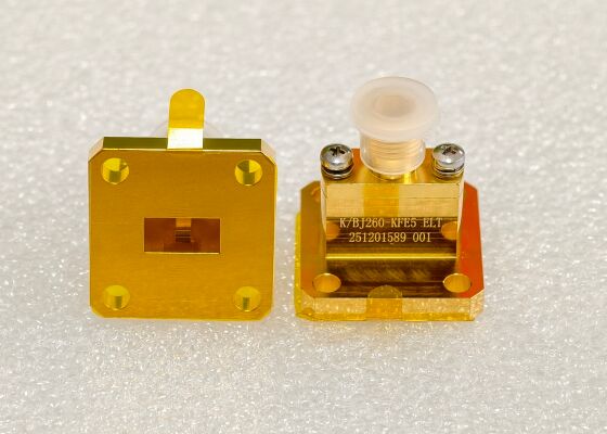 Wskaźnik fal do adaptera koaksjalnego z portem przewodnika fal jako WR90, WR75, WR60, WR51, WR42, WR34, WR28, WR22, WR19, WR15, WR12, WR10, WRD750, WRD650, WRD500, WRD180 od 6,5 GHz do 145 GHz